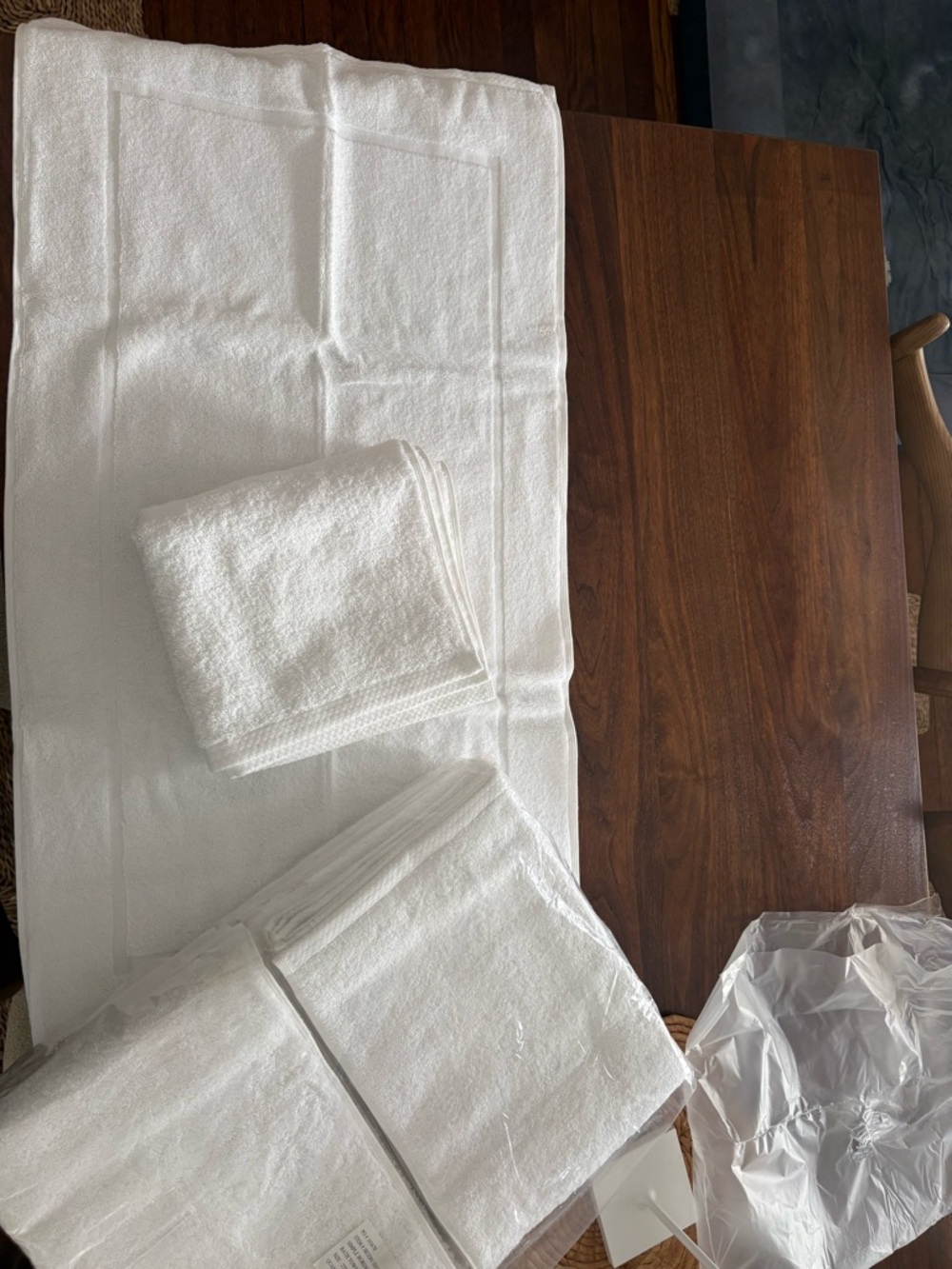 H by Frette White Cotton Bath Towel Set - Classic Home